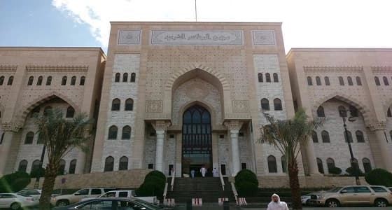 محكمة التنفيذ بالمدينة تبيع ممتلكات شركة لتسديد مرتبات 43 موظفاً