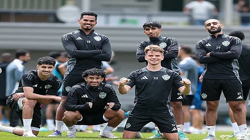 الأهلي بديل الهلال في كأس السوبر