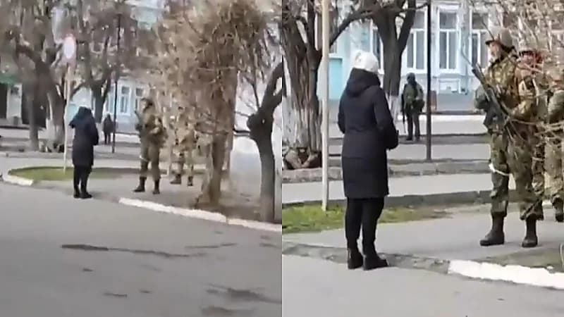 بالفيديو.. سيدة أوكرانية شجاعة تصرخ في وجه جندي روسي