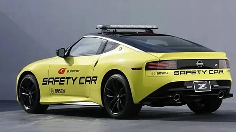 سيارة نيسان Super GT Z تتألق في مهمة خاصة