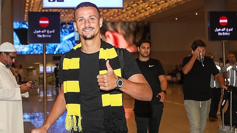 الاتحاد يسعى لتجهيز فيليبي لمواجهة الأخدود