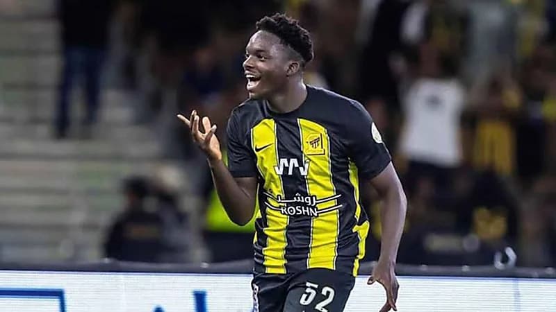 الرياض يستعيد طلال حاجي على سبيل الإعارة من الاتحاد