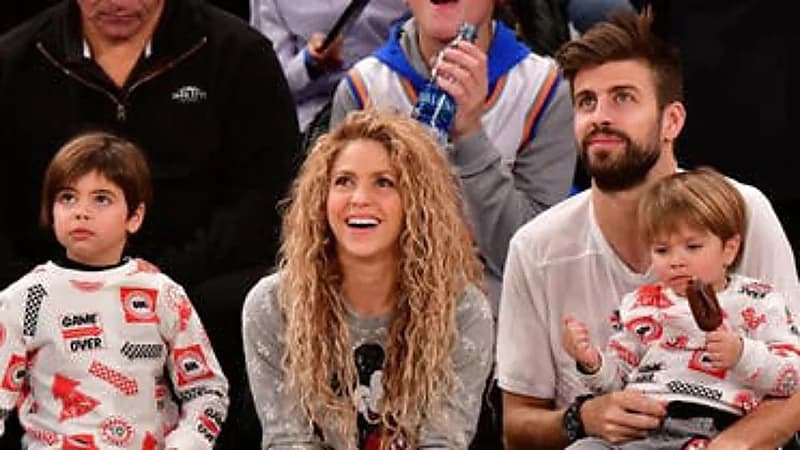 بيكيه ينهي خلافه مع شاكيرا