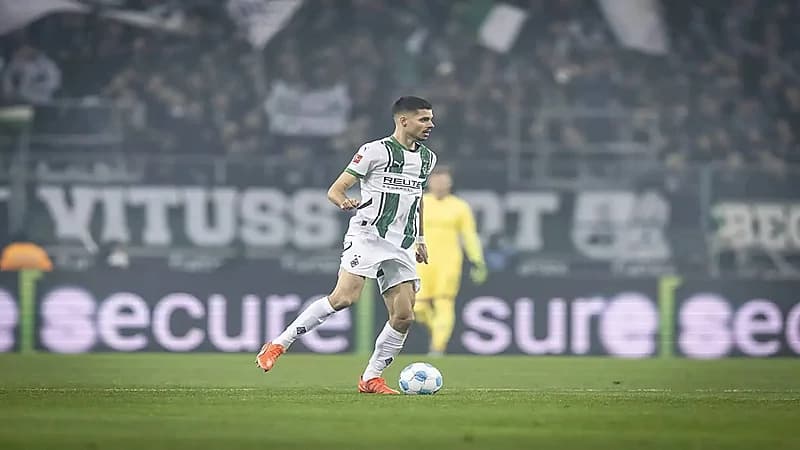 القادسية يتفاوض لضم فايغل