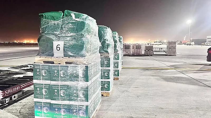 مغادرة الطائرة الإغاثية السعودية السادسة لمساعدة الشعب السوري .. فيديو