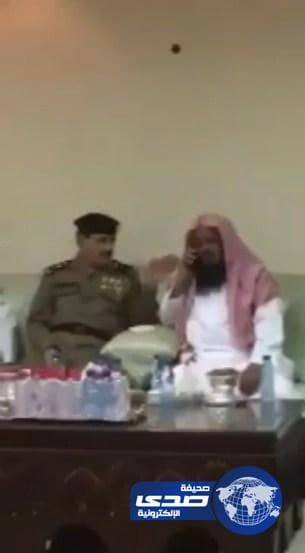 بالفيديو.. لحظة تلقي أشقاء اللواء الحربي العزاء هاتفيا من ولي العهد