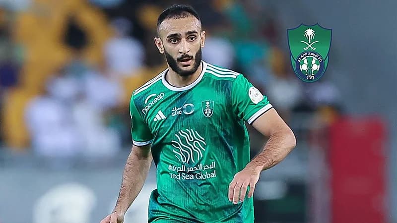 الأهلي يمدد لـ المجحد 3 أعوام