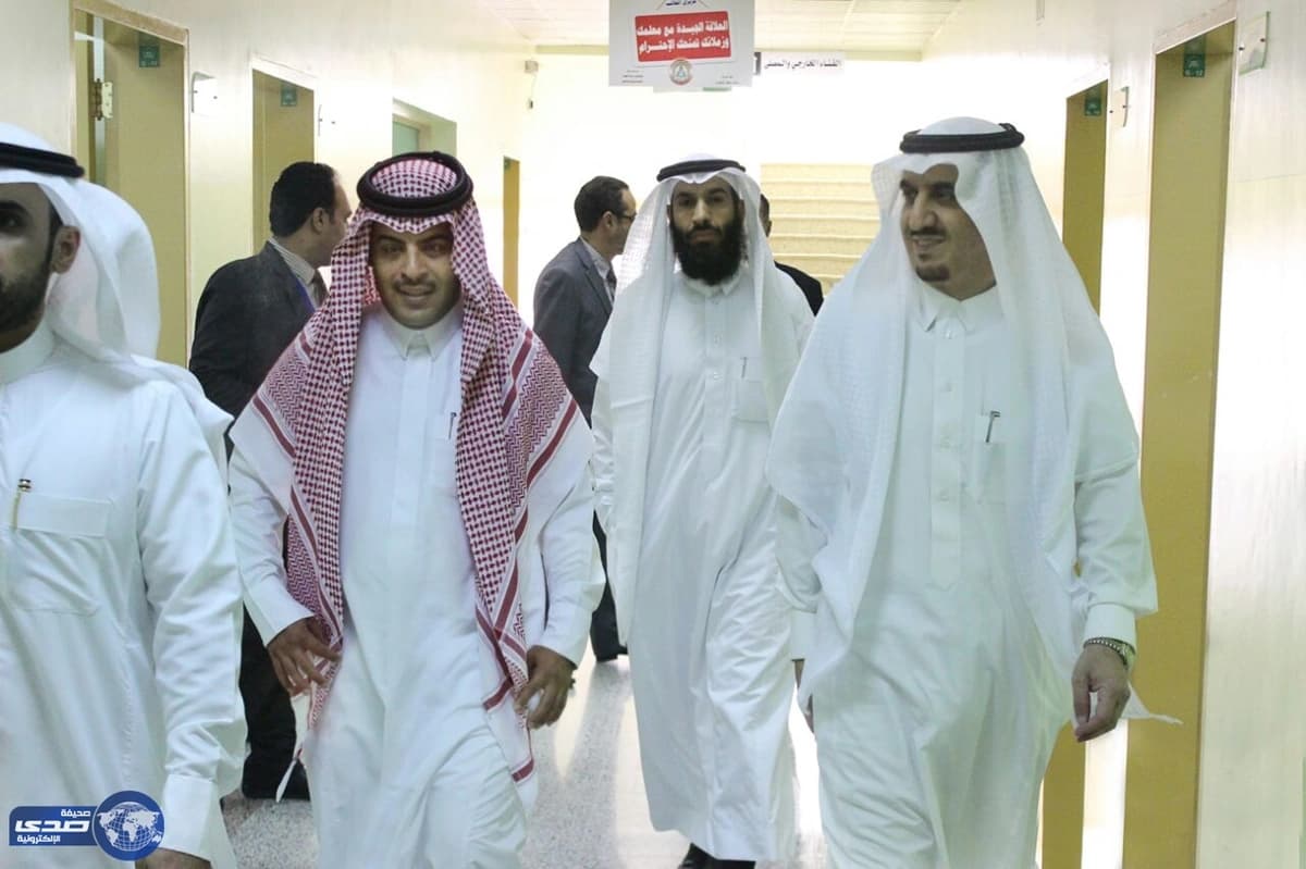 بالصور.. " المانع " يتفقد سير الاختبارات بمدارس الرياض