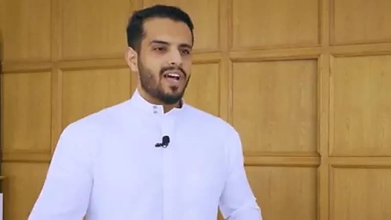 "مواطن" يخسر عملاء مشروعه بسبب مندوب مخالف لنظام أمن الدولة (فيديو)