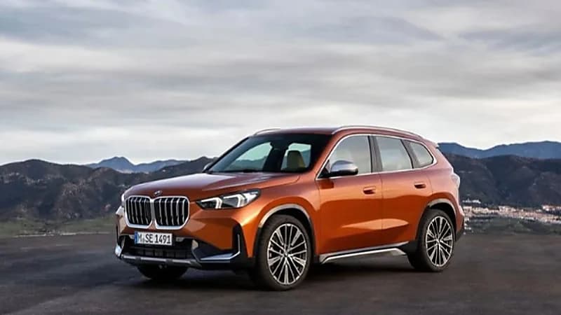 بالصور.. بي إم دبليو ترفع الستار عن أحدث تقنيات نسختها الشهيرة X1