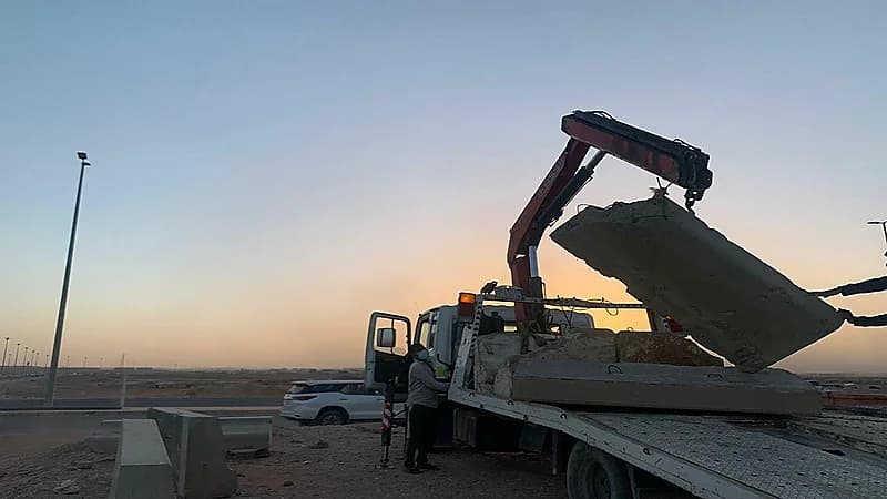 أمانة تبوك تٌزيل أكثر من 200 ألف مترًا من مخلفات البناء و1368 سيارة تالفة