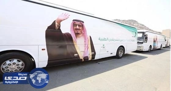 بالصور.. تصعيد 420 حاجا من المنومين بمستشفيات مكة إلى مشعر عرفات