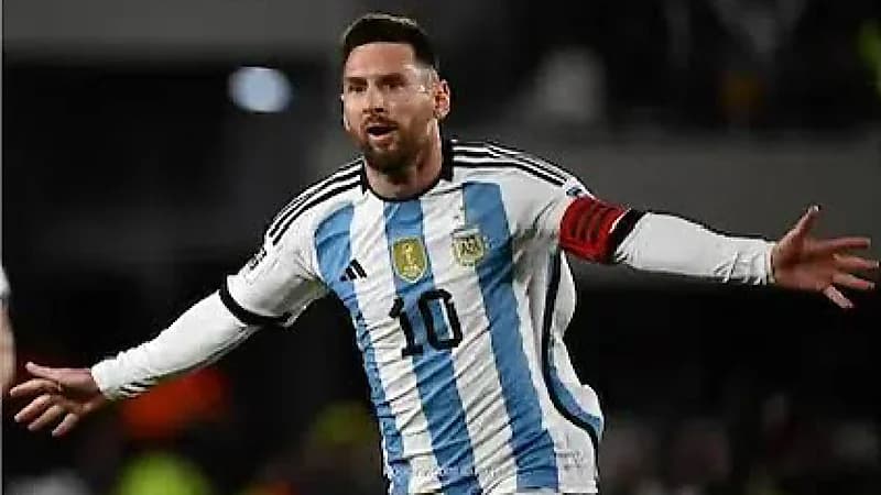 ميسي يواجه ريال مدريد و5 عمالقة عرب