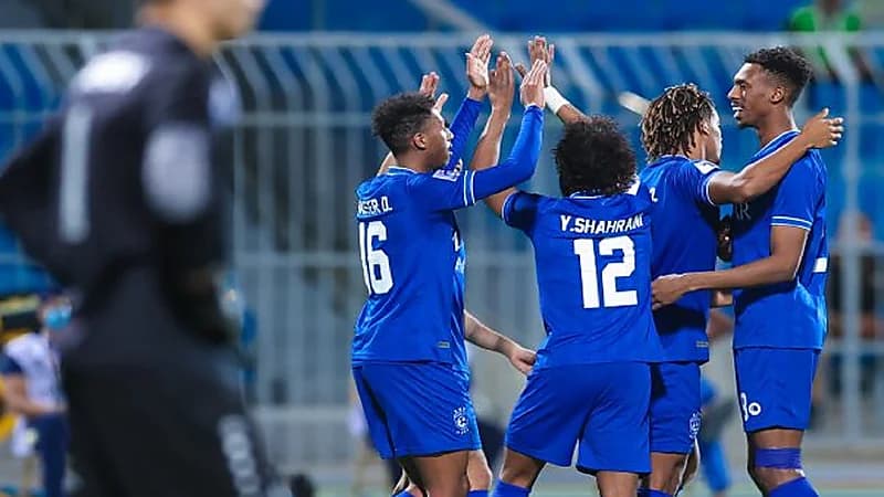 الهلال يفقد مدافعه أمام بوهانغ