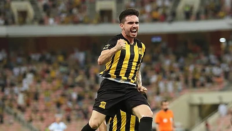 لماذا تأخر "كورنادو" عن المشاركة مع الاتحاد في مبارياته ؟