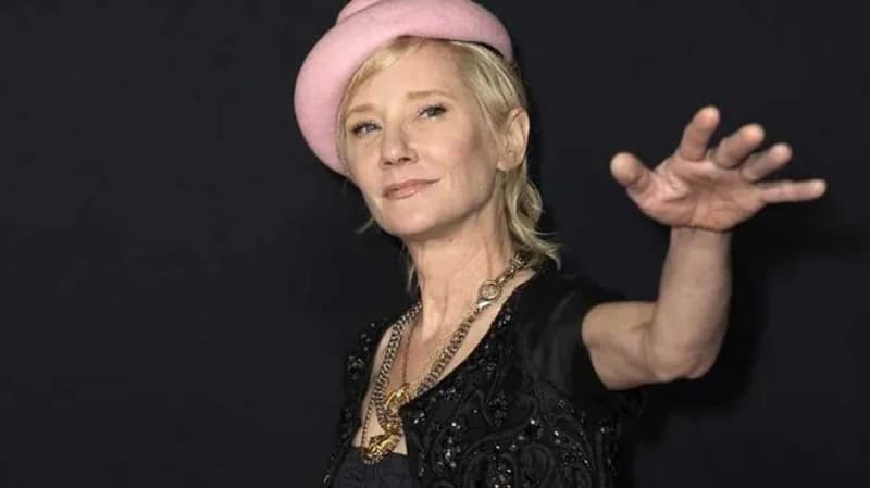 وفاة ممثلة أمريكية بعد تعرضها لحادث سير