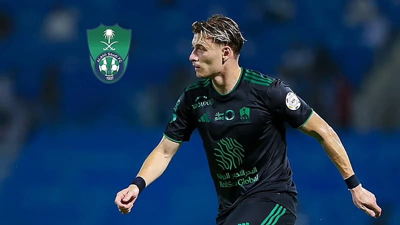 مدافع الأهلي أليوسكي على أعتاب الرحيل لتركيا