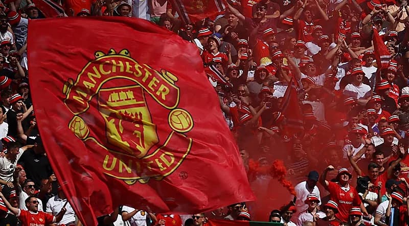 مانشستر يونايتد يخطط لإلغاء 250 وظيفة