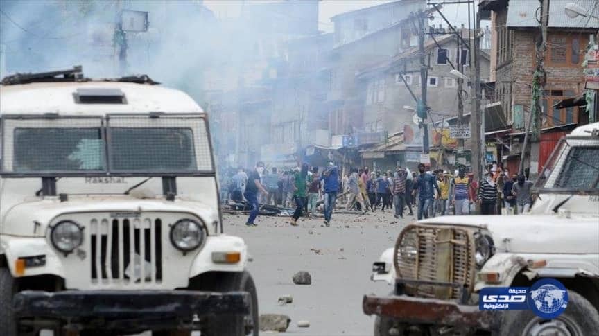 تبادل إطلاق النار بين القوات الهندية والباكستانية عبر الخط الفاصل بين شطري كشمير