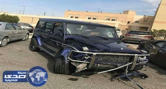 بالفيديو .. انشغال قائد سيارة بسناب شات يوقعه في حادث مفاجئ