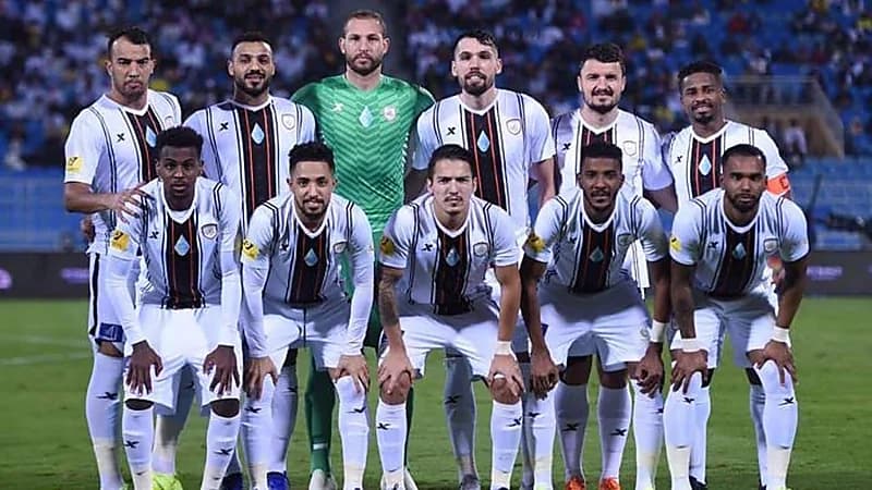 الشباب يقلص إجازة لاعبي الفريق بعد الهزيمة أمام الفتح