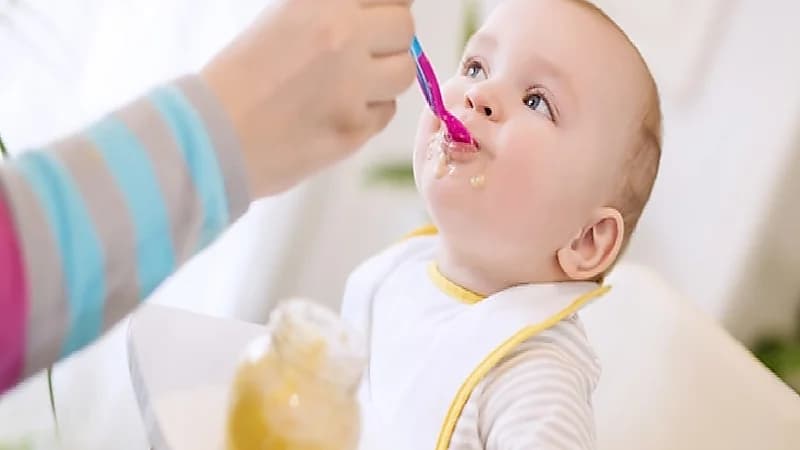 الصحة : تأخير ساعات طعام الطفل لساعة آذان المغرب قد تضره