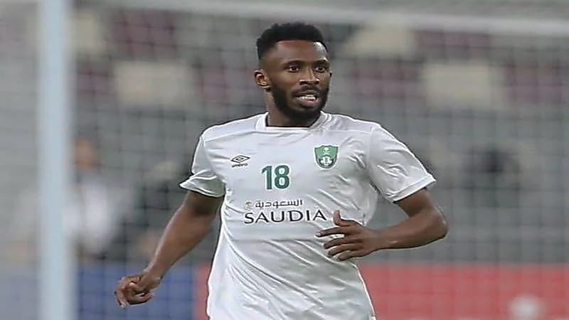 الأهلي يستعيد خدمات عبسي