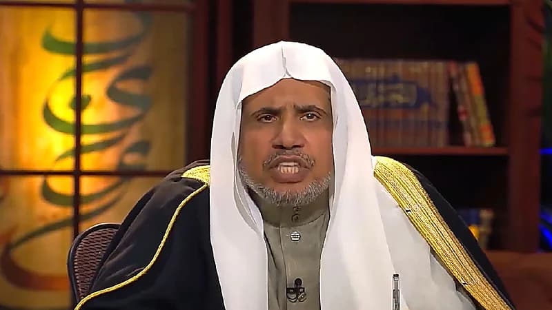 بالفيديو.. "العيسى" : حارقو نسخ القرآن يحتمون بدستور يقول له "افعل ما شئت"