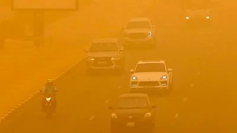 الدفاع المدني يحذر من عواصف ترابية بالمدينة المنورة