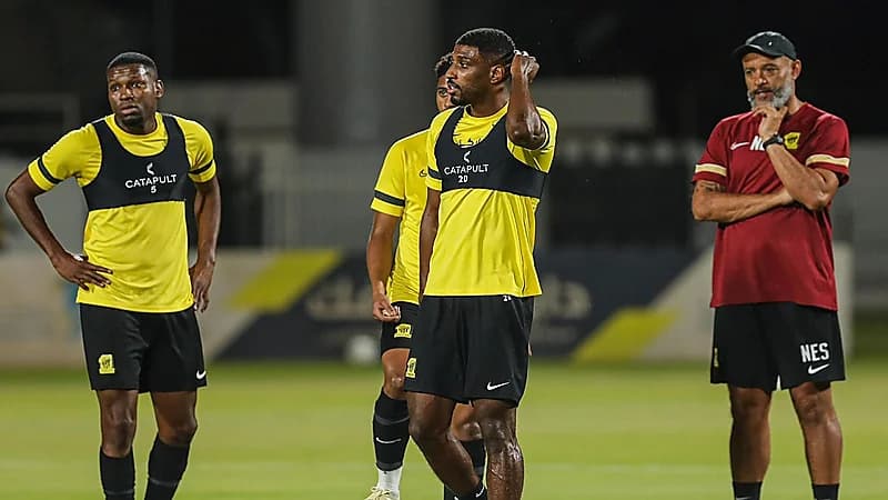 شراحيلي يشارك في تدريبات الاتحاد