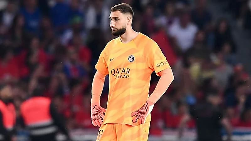 إصابة حارس باريس سان جيرمان إثر اقتحام لصوص لمنزله