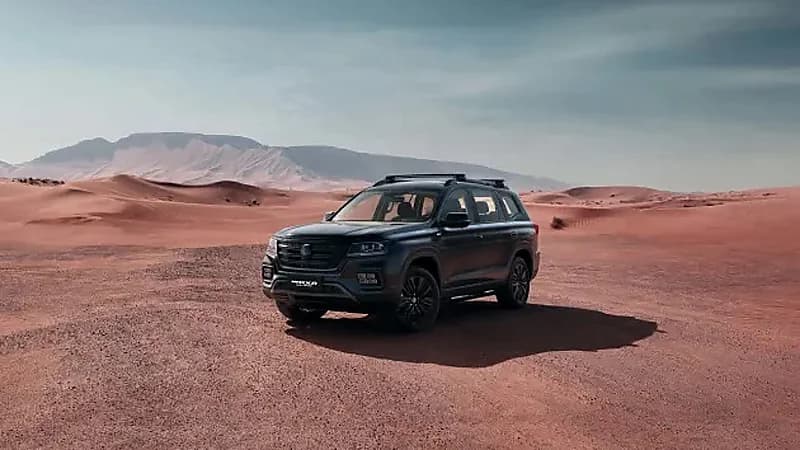 مواصفات سيارة ام جي rx8 العائلية وأسعارها بالمملكة