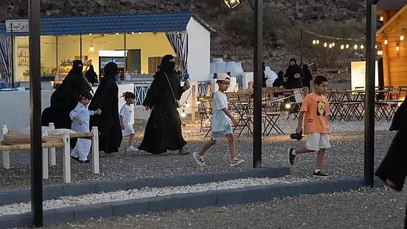 إقبال كبير من الزوار والسياح على المتنزهات الوطنية