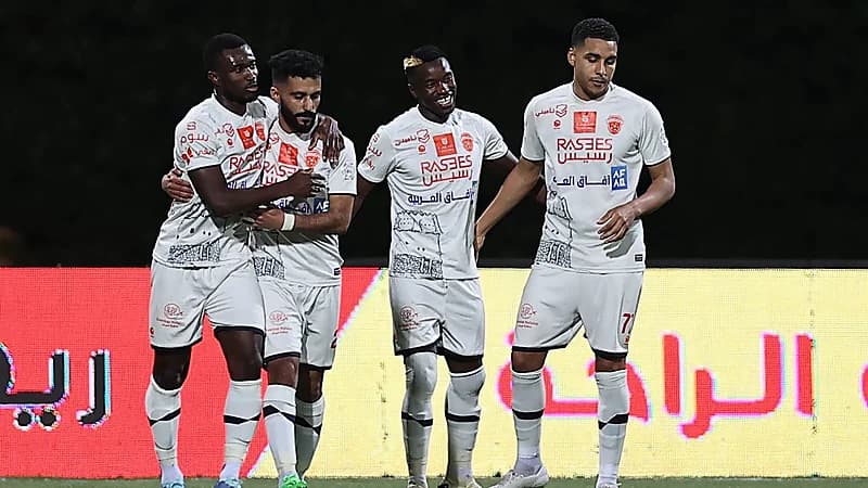 الفتح ينهي مواجهة الفيحاء بالتعادل