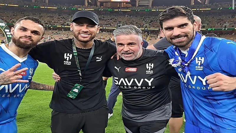 كارلوس برونو يغادر الطاقم الفني للهلال