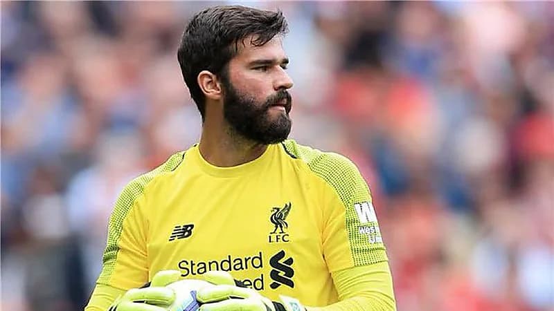 فابريزيو رومانو: النصر بدأ مفاوضات جدية للتعاقد مع أليسون بيكر