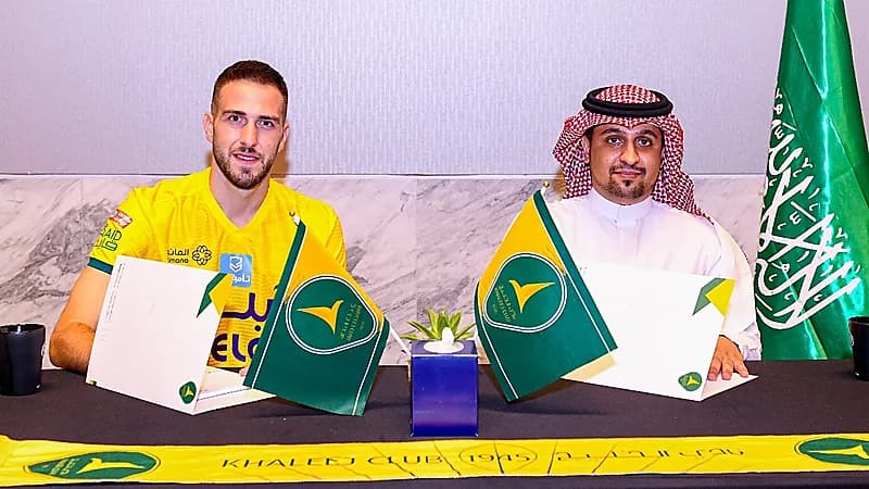 الخليج يتعاقد رسميا مع اليوناني فورتونيس