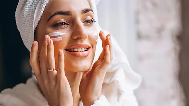 نصائح مذهلة تحفظ نضارة بشرتك في شهر رمضان