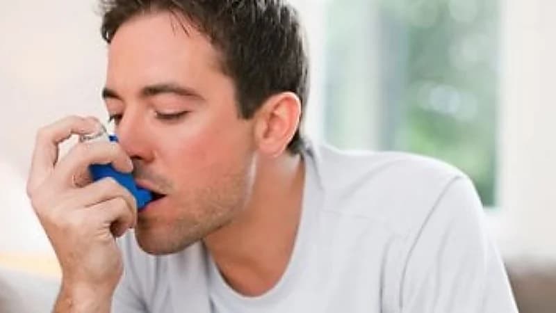 استنشق جواربه فأصيب بعدوى فطرية شديدة في الرئة