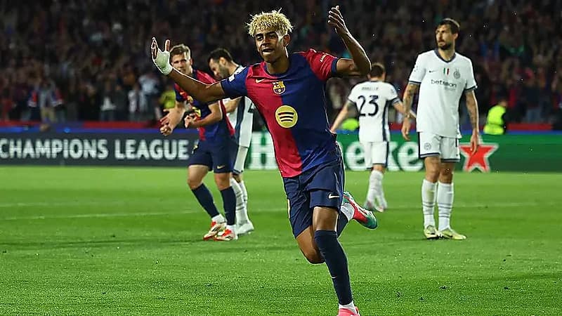 أغنية "Shake Body" ووالدة يامال تخطف الأضواء في تتويج برشلونة بكأس الملك.. فيديو