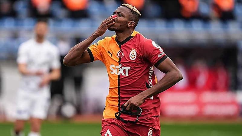 النصر يسعى لحسم صفقة أوسيمين .. فيديو