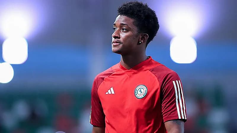 أندية إنجليزية تتابع غراي.. والاتفاق لم يتلقَ عروضًا رسمية