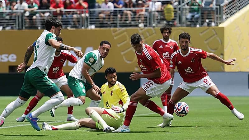 جاهزية لاعب الأهلي المصري قبل لقاء بورتو