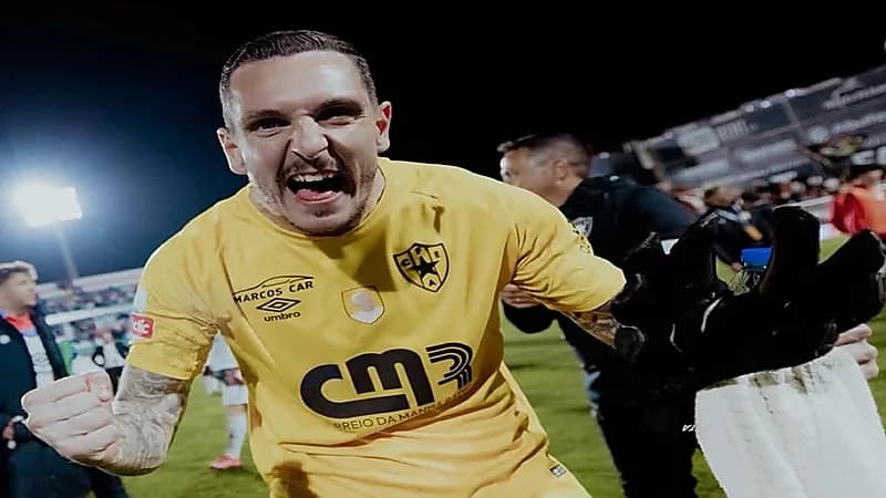 الفتح يدخل في مفاوضات مع الحارس البرتغالي جواو كوستا