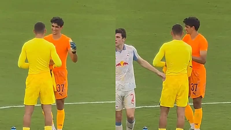 حارس سالزبورغ يطلب قميص بونو والأخير يبادر بابتسامة وحضن .. فيديو