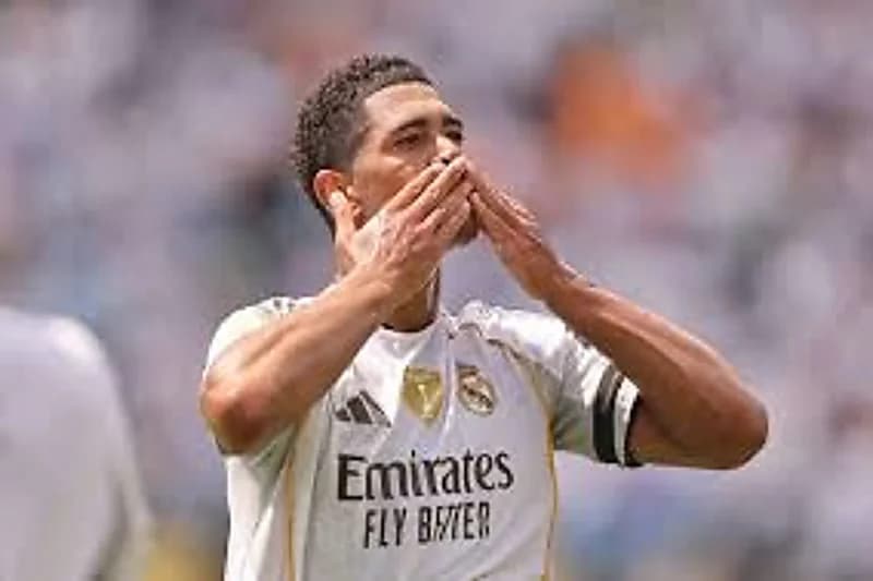 بيلينغهام يُقرر الخضوع للجراحة بعد مونديال الأندية: "سئمت اللعب بالحمالة"