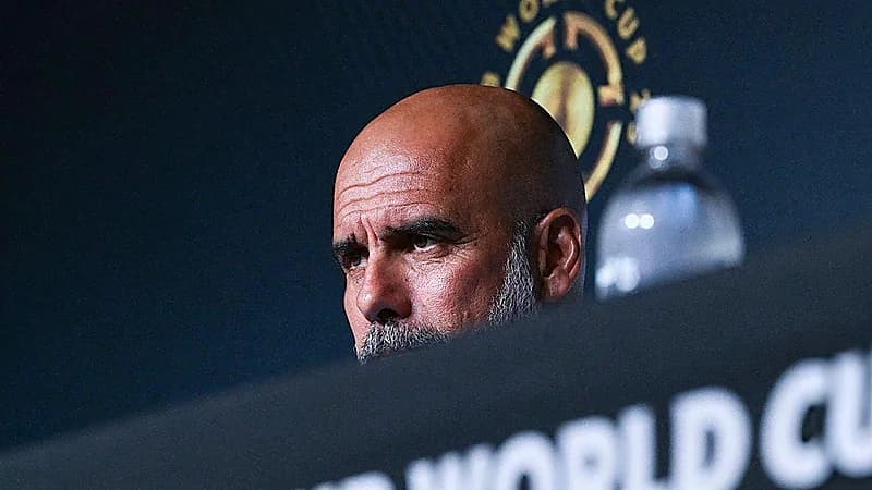 غوارديولا: غياب سالم الدوسري مهم وإذا سلمنا الكرة للهلال سيقضي علينا