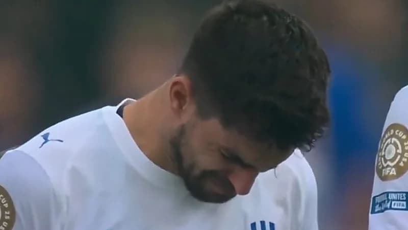 نيفيز ينهار باكياً على صديقه الراحل جوتا .. فيديو