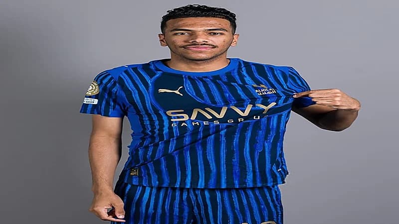 مصعب الجوير يطالب بفرصة المشاركة أساسيًا