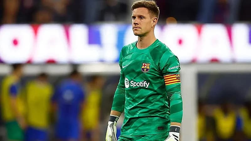 تير شتيغن يكشف كواليس أزمته مع برشلونة